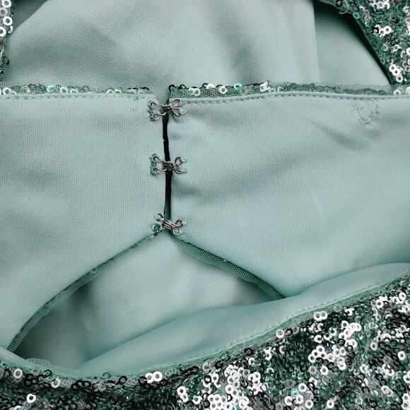 B. Darlin NWT Mini Sequins Mini Dress Size 1/2 Mint Green Open Back Sleeveless - Picture 11 of 13